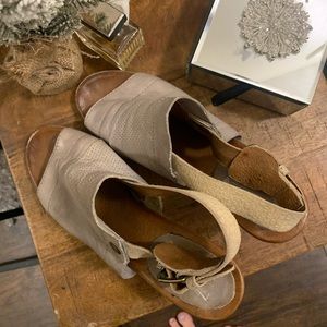 MIZ MOOZ Verona Collection Wedge Sandals 40